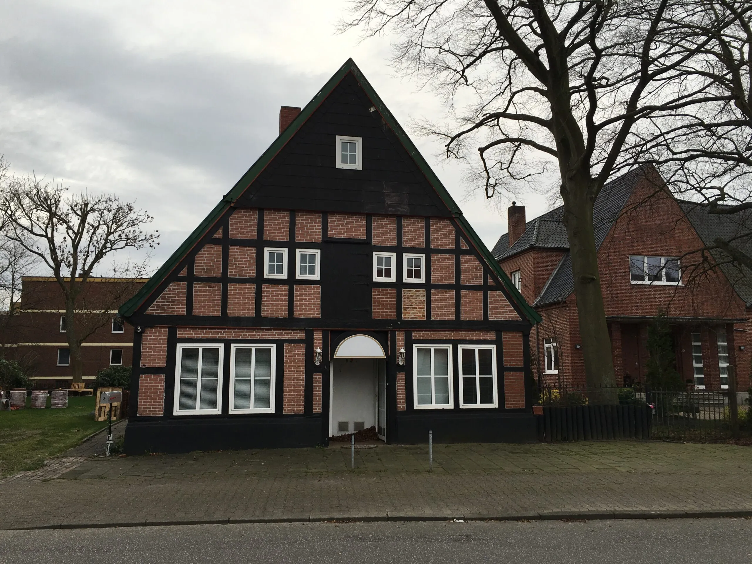 Döse in Cuxhaven: Oold Huus bi de Kark in Döös