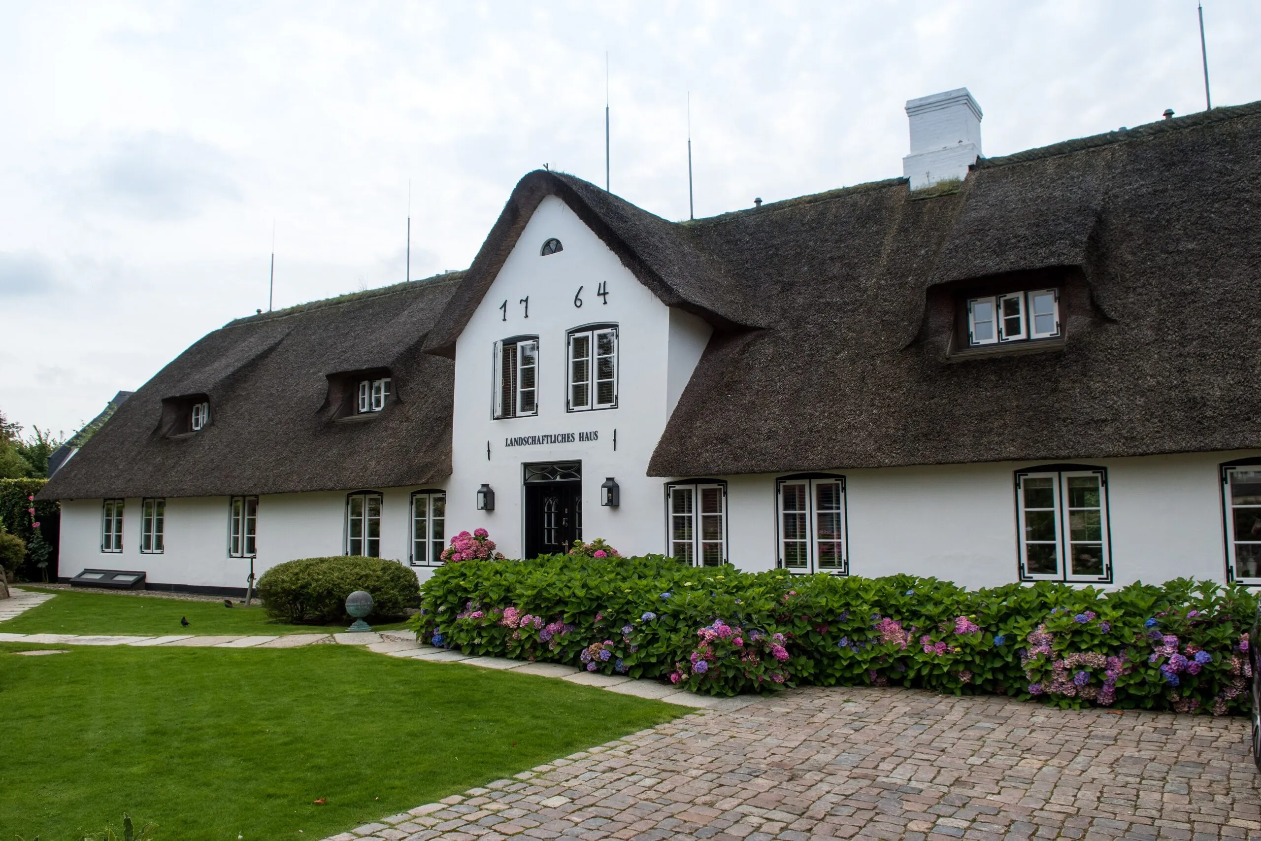 Westerland in Sylt: Landschaftliche Haus in Keitum auf Sylt (24237316147)